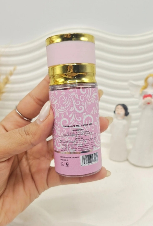 رایحه ملایم میوه ای و گلی 😌😘اصلی