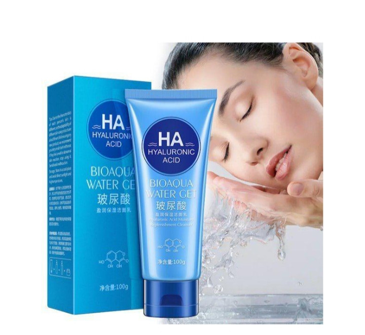 فوم شستشو صورت هیالورونیک اسید بیواکوا