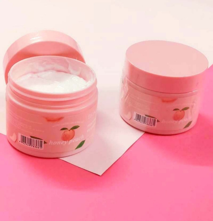 جوانساز پوست روشن کننده آبرسان و مرطوب کننده درخشان کننده پوست