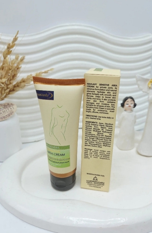 کرم رفع سیاهی زیر بغل مکس لیدی حاوی عصاره هشت میوه ویتامین D